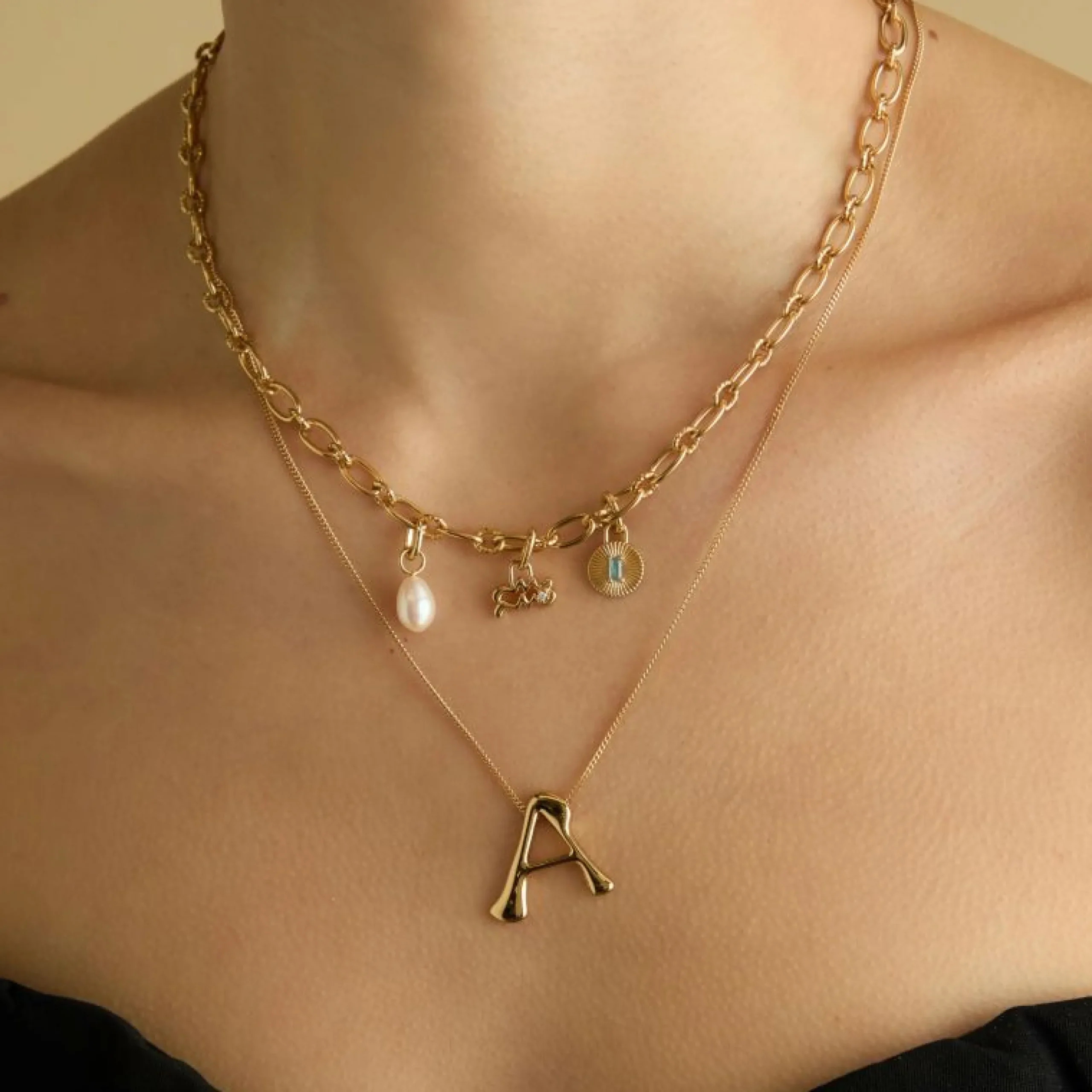 aquarius_zodiac_talisman__2.webp Aquarius Zodiac Talisman Charm in Gold