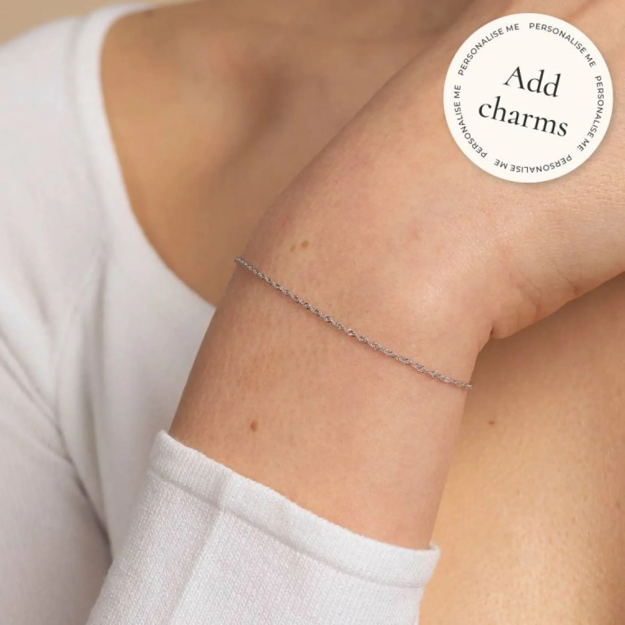 astrid_chain_bracelet_in__1-1.webp Astrid Chain Bracelet in Solid White Gold