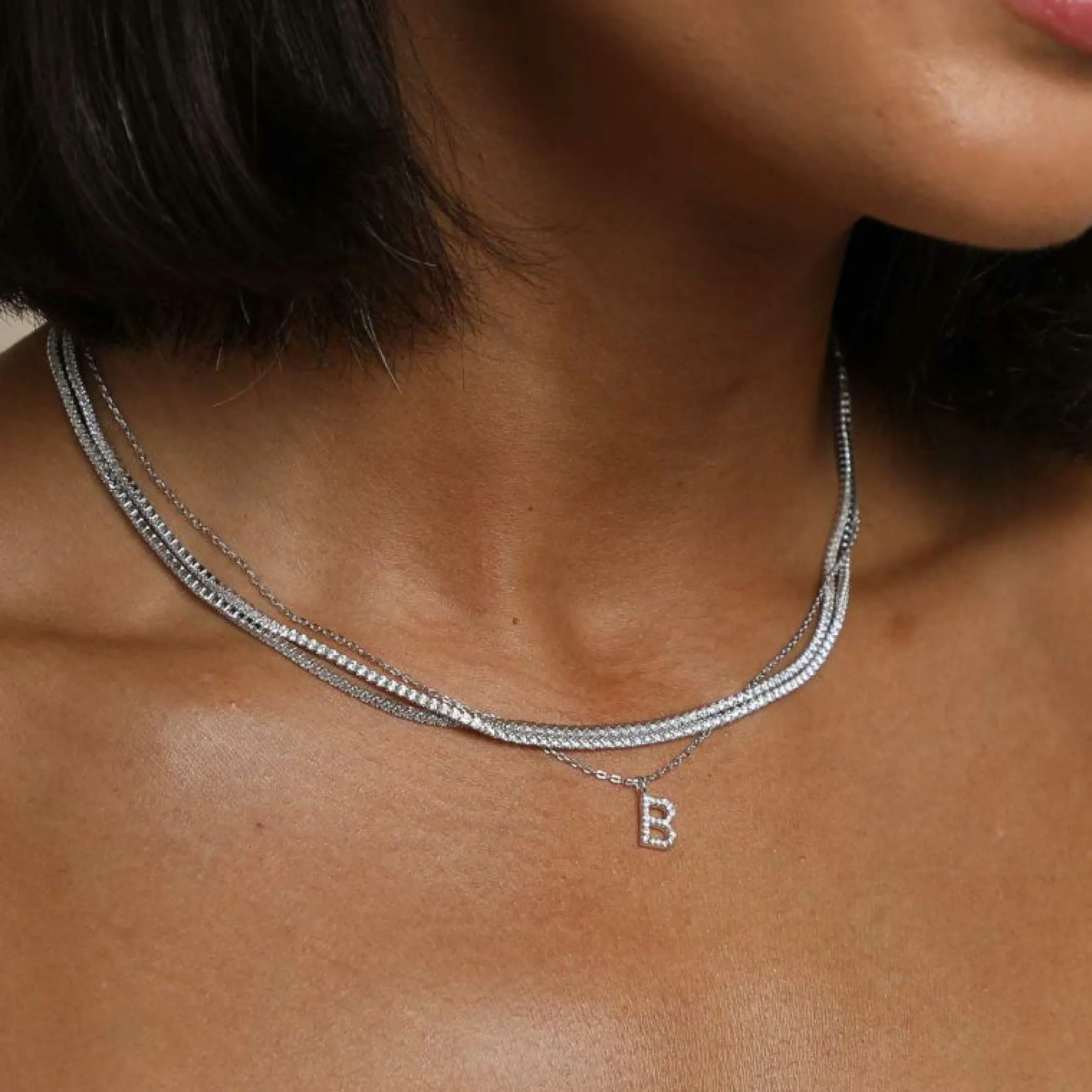 b_initial_pav_pendant_nec_2-1.webp B Initial Pavé Pendant Necklace in Silver