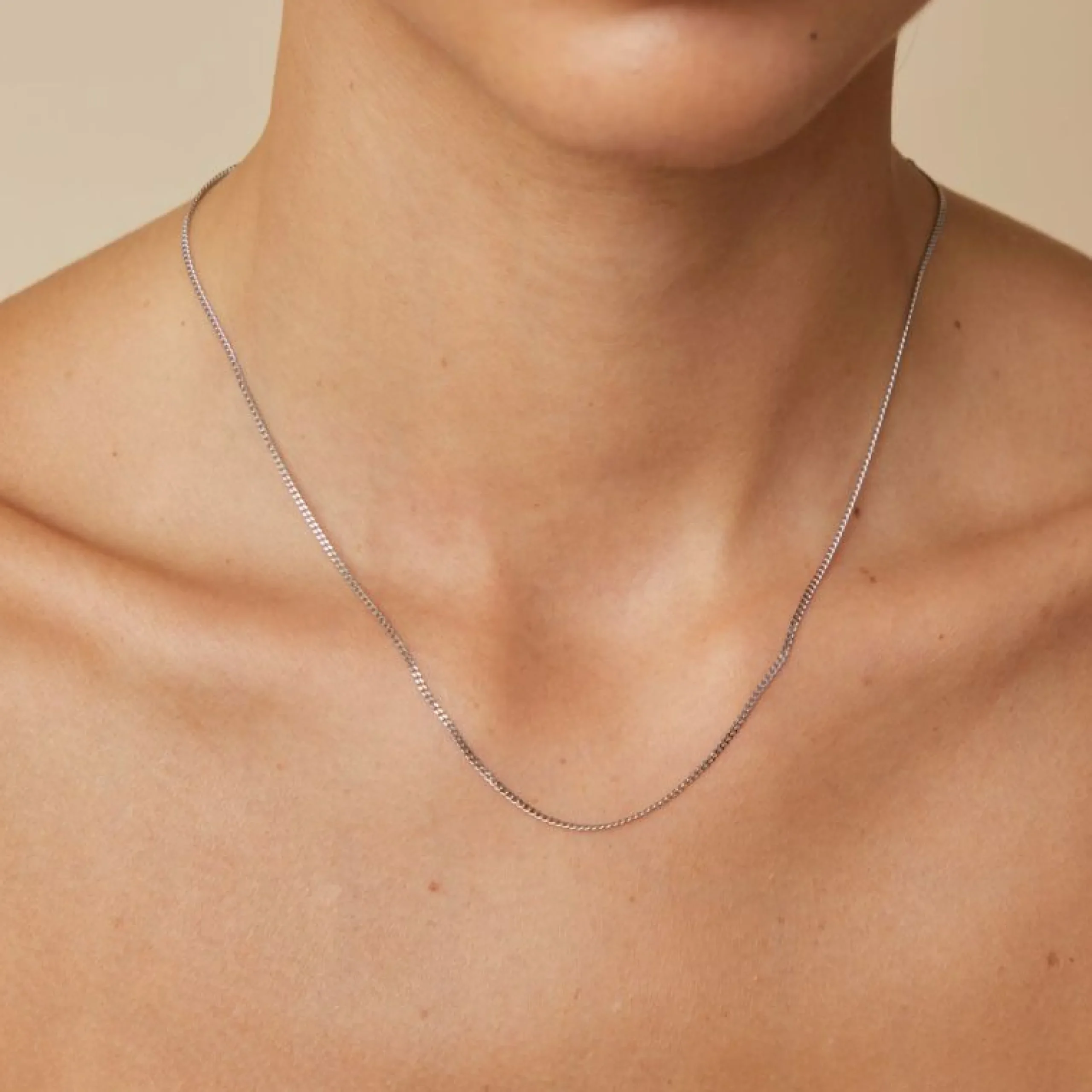 bold_miyu_chain_necklace__2-1.webp Bold Miyu Chain Necklace in Solid White Gold