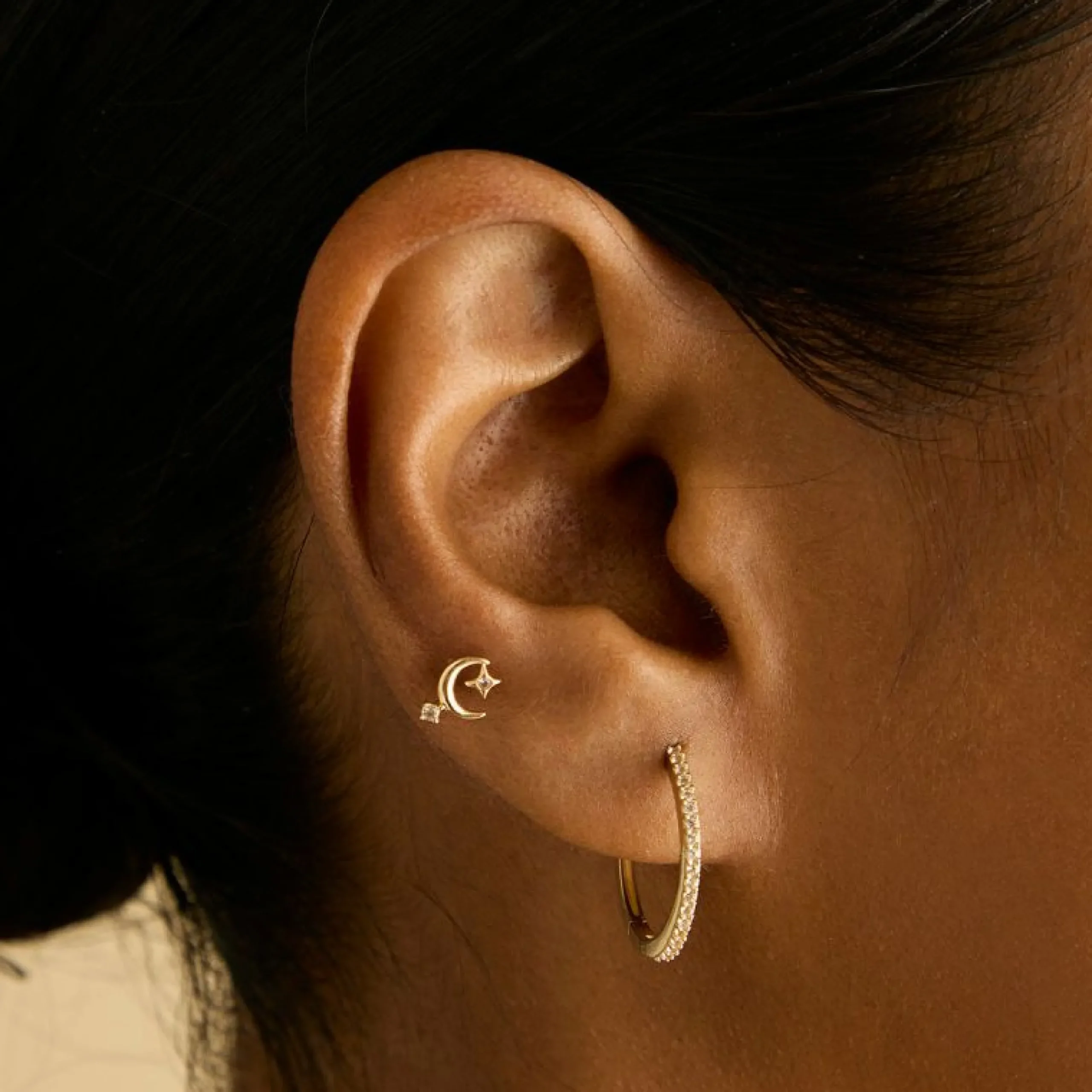 celestial_moon_piercing_s_1.webp Celestial Moon Piercing Stud in Solid Gold