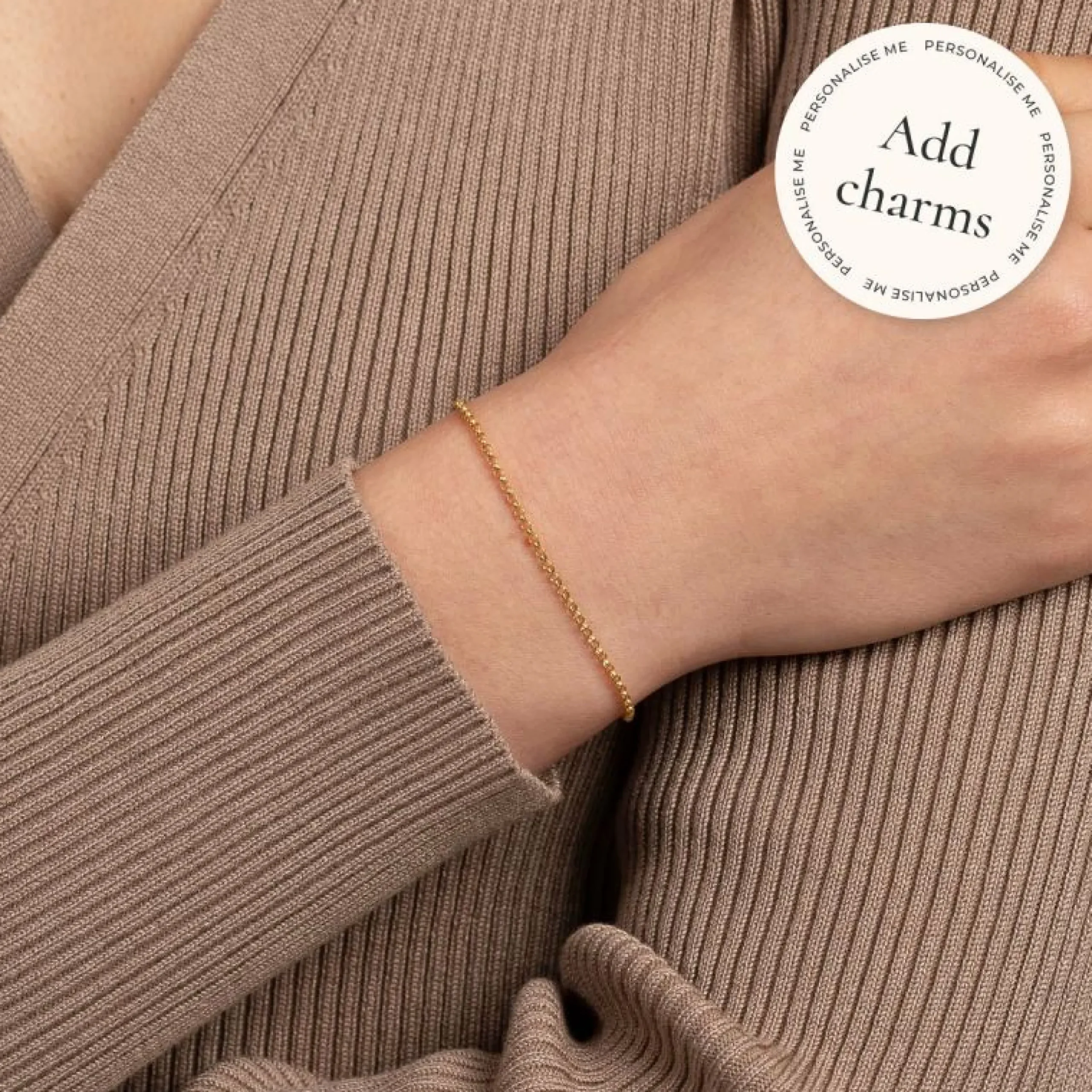chelsea_chain_bracelet_in_1-2.webp Chelsea Chain Bracelet in Solid Gold