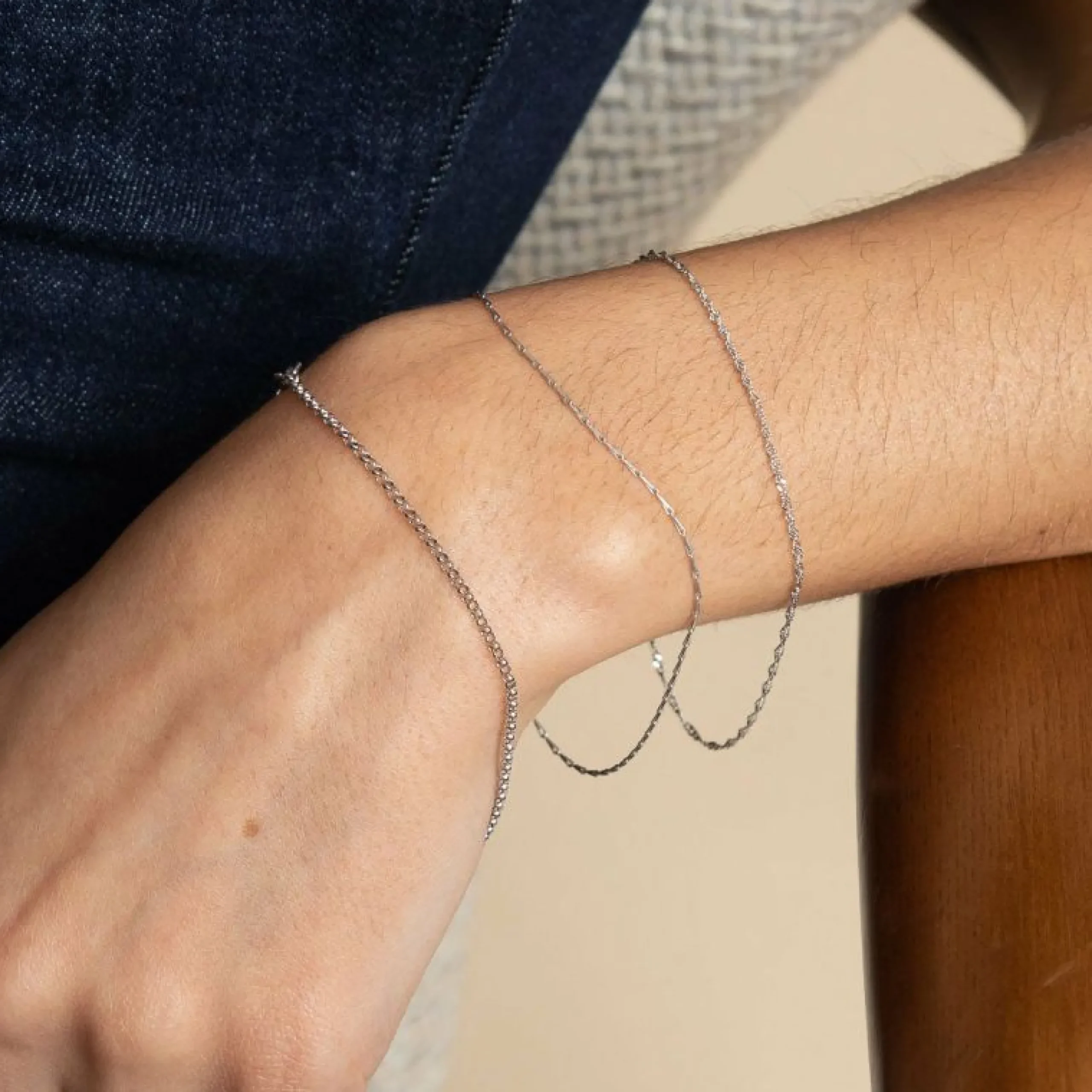 chelsea_chain_bracelet_in_2-1.webp Chelsea Chain Bracelet in Solid White Gold