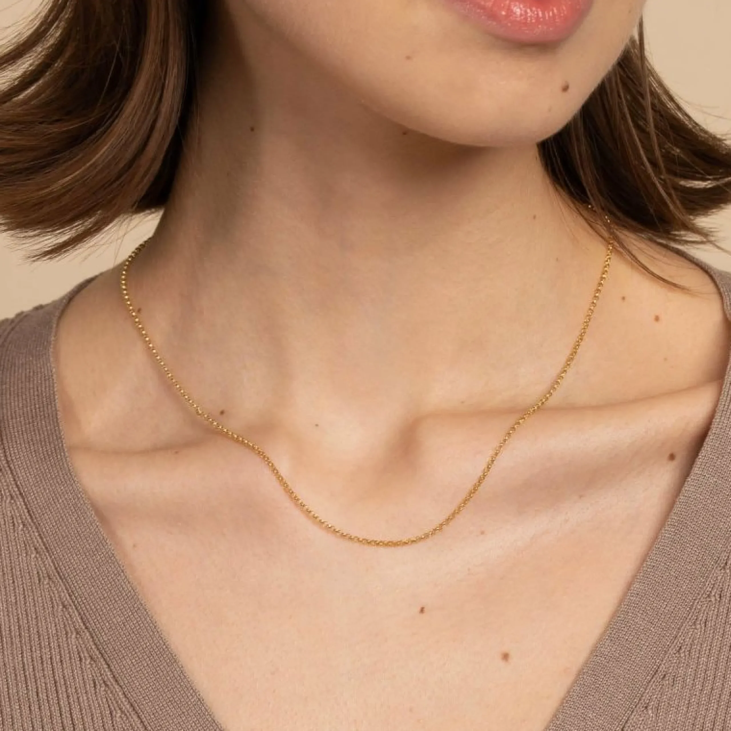 chelsea_chain_necklace_in_7.webp Chelsea Chain Necklace in Solid Gold