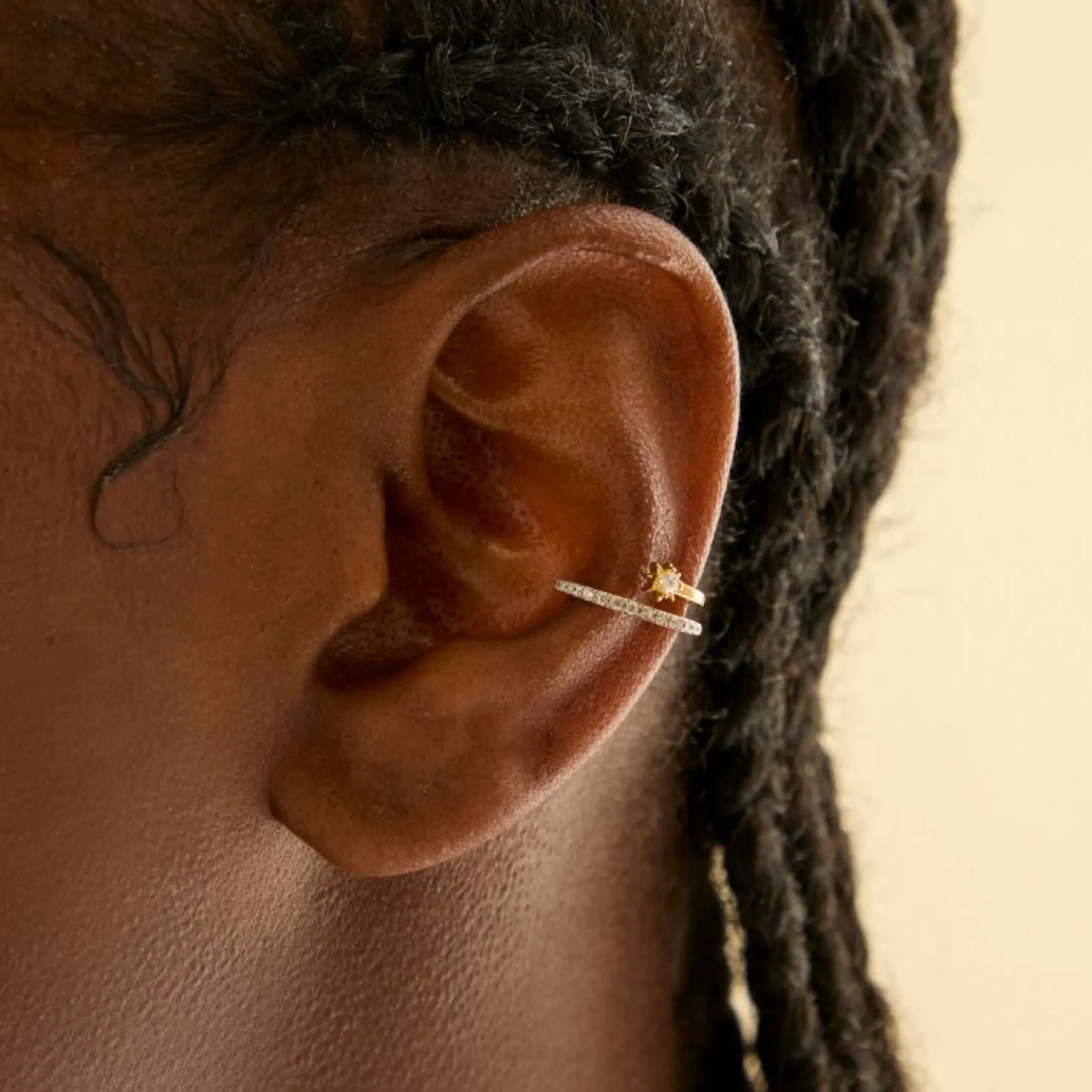 cosmic_illusion_crystal_e_1-1.webp Cosmic Illusion Crystal Ear Cuff in Gold
