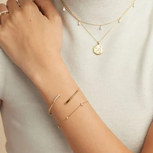 Cosmic Star Charm Bracelet in Gold