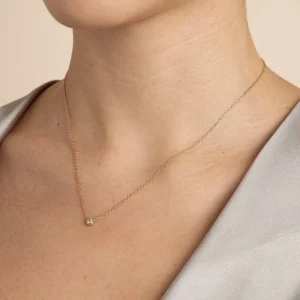 Essential Crystal Pendant Necklace in Gold