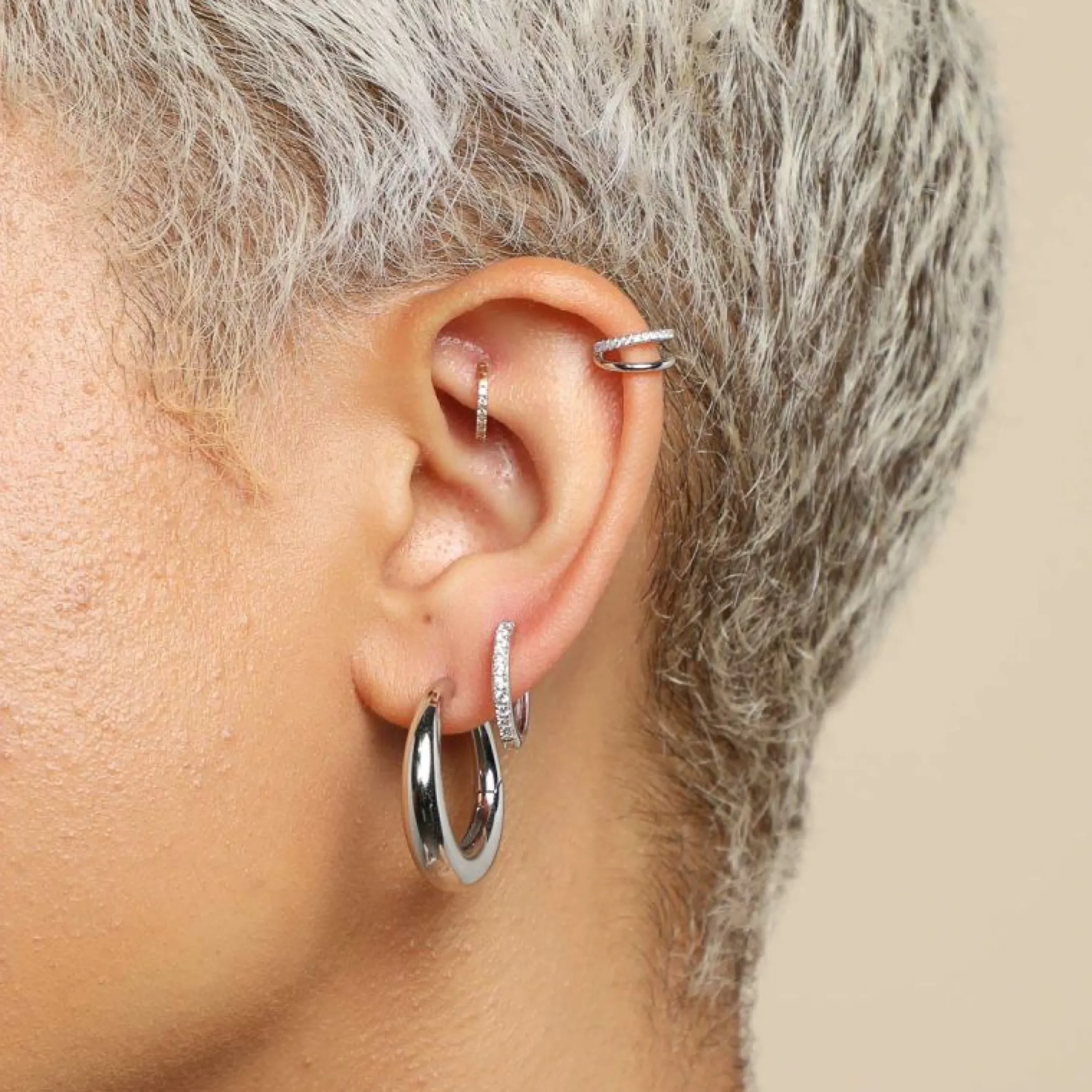 essential_crystal_small_h_2-1.webp Essential Crystal Small Hoops in Silver