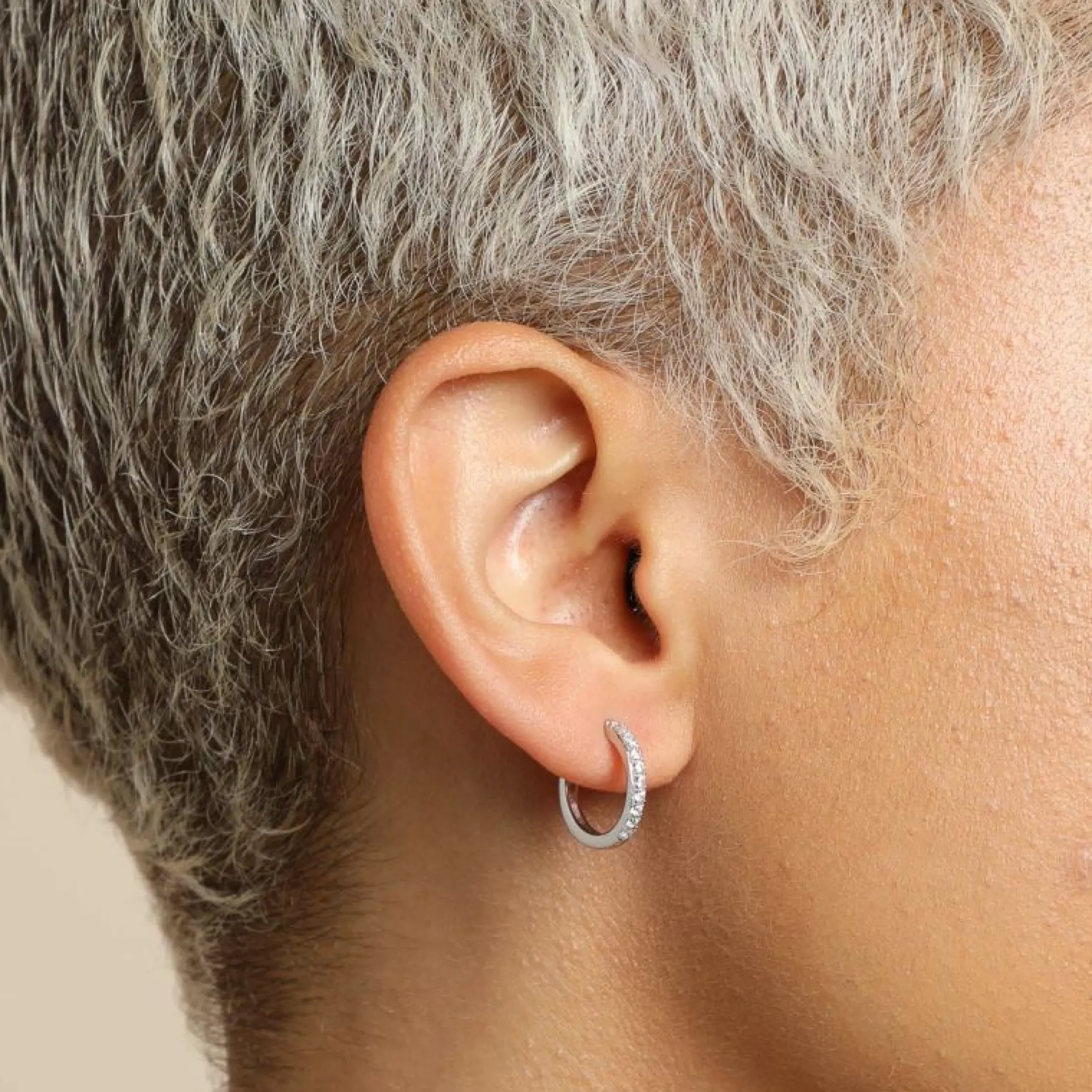 essential_crystal_small_h_4-1.webp Essential Crystal Small Hoops in Silver