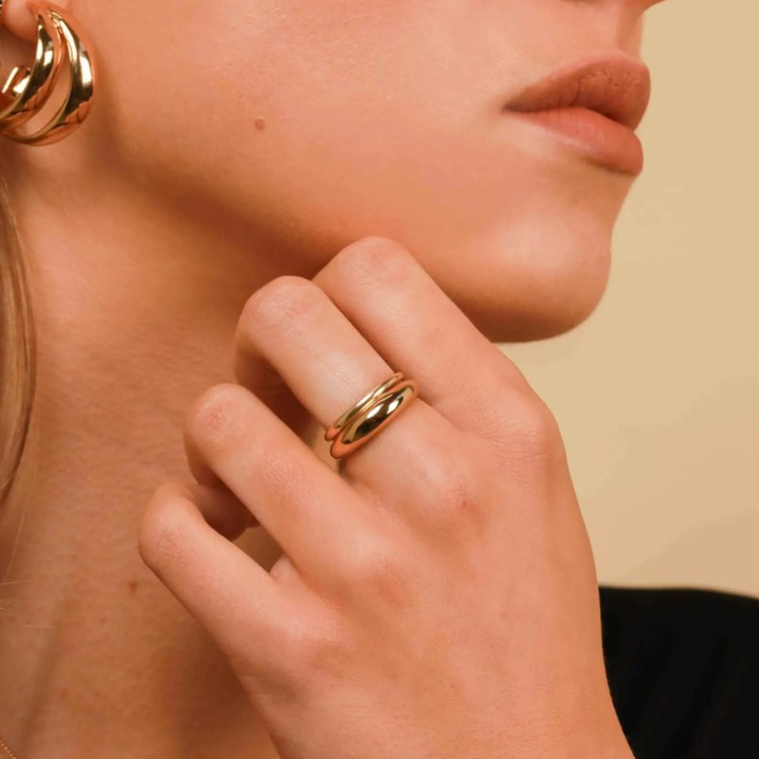 essential_dome_ring_in_go_3.webp Essential Dome Ring in Gold