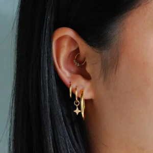 Essential Large Hoops in Gold