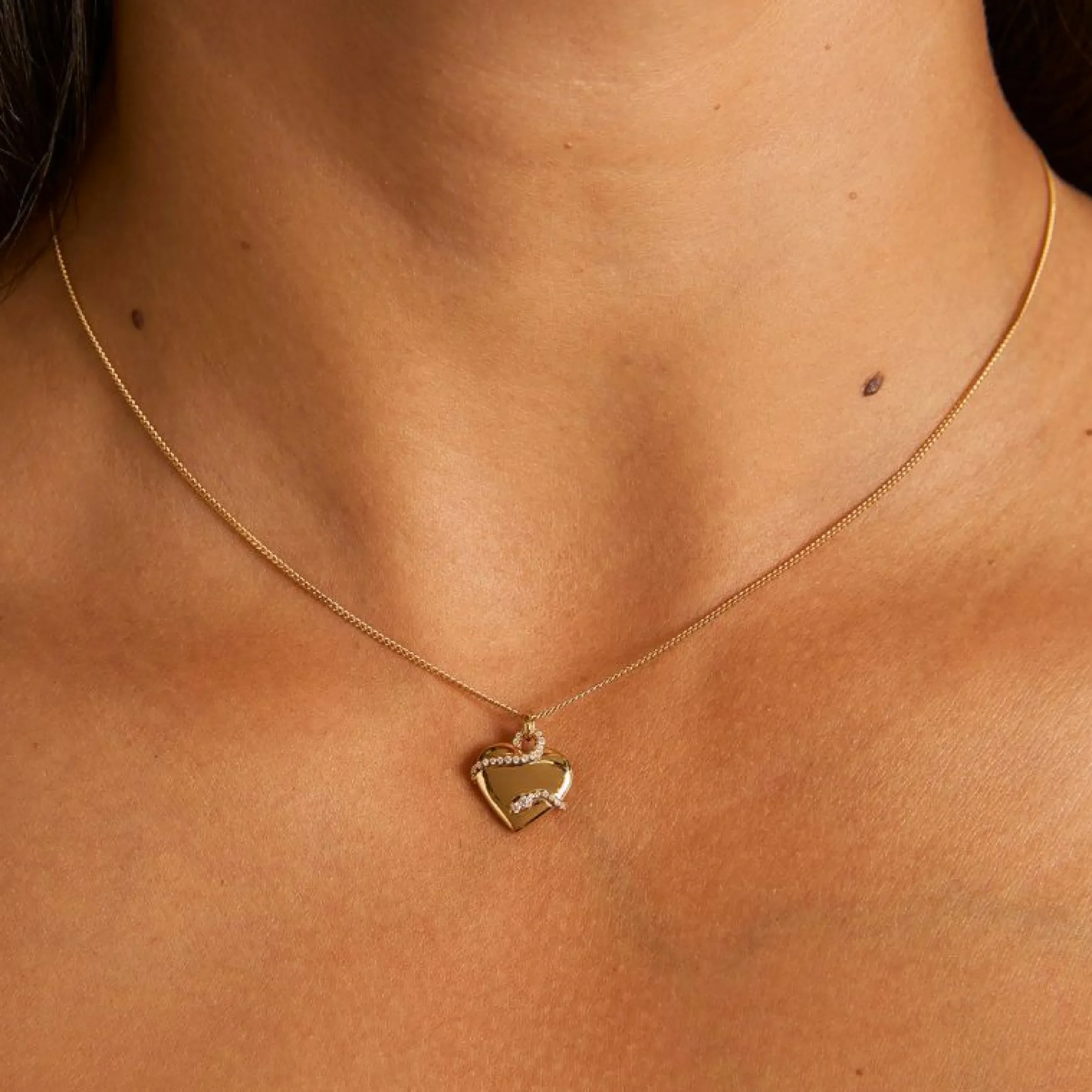 heart_amp_snake_pendant_n_1.webp Heart & Snake Pendant Necklace in Gold