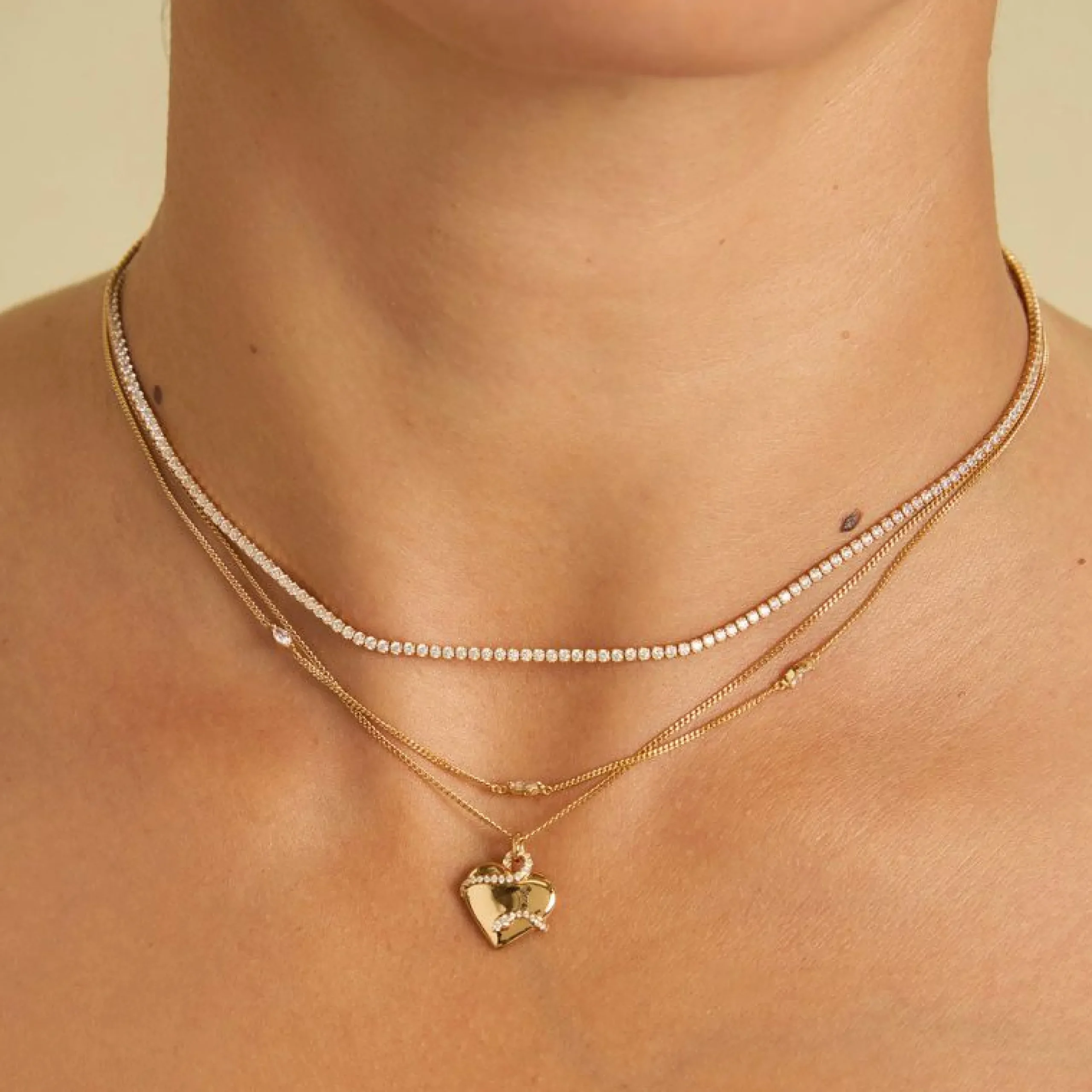 heart_amp_snake_pendant_n_2.webp Heart & Snake Pendant Necklace in Gold