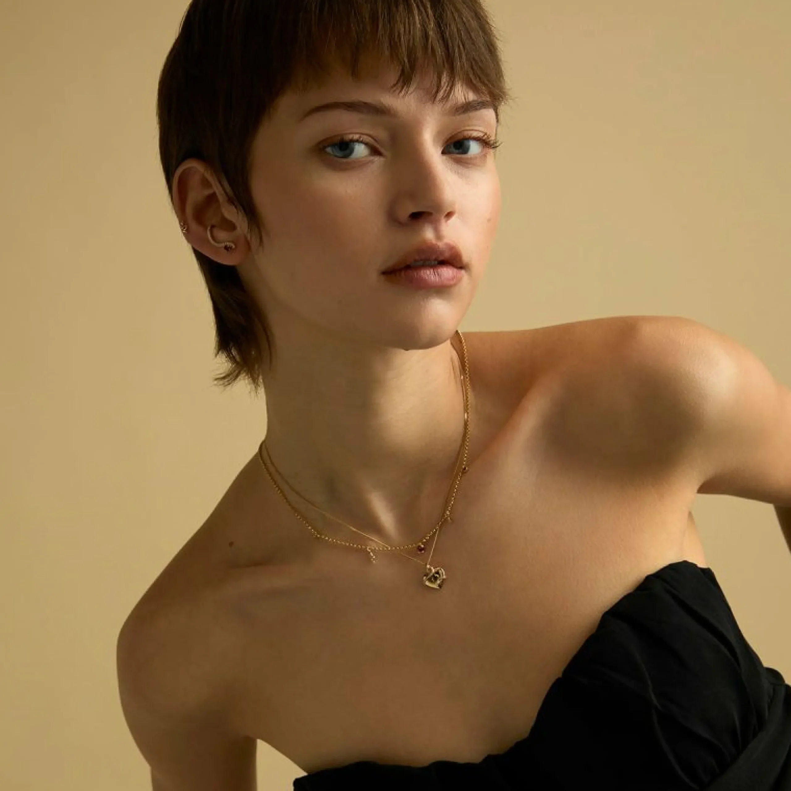 heart_amp_snake_pendant_n_4.webp Heart & Snake Pendant Necklace in Gold