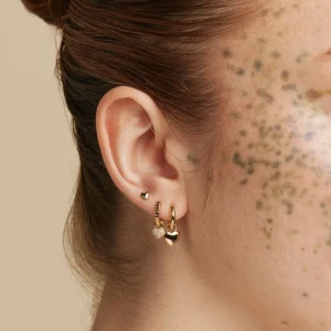 Heart Stud Earrings in Gold