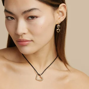 Heart Stud Earrings in Gold
