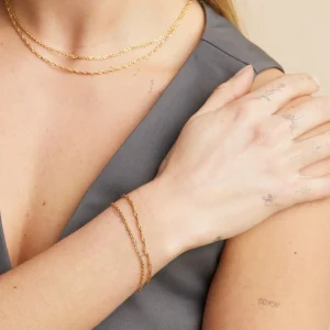 Illusion Twist Double Chain Bracelet in Gold