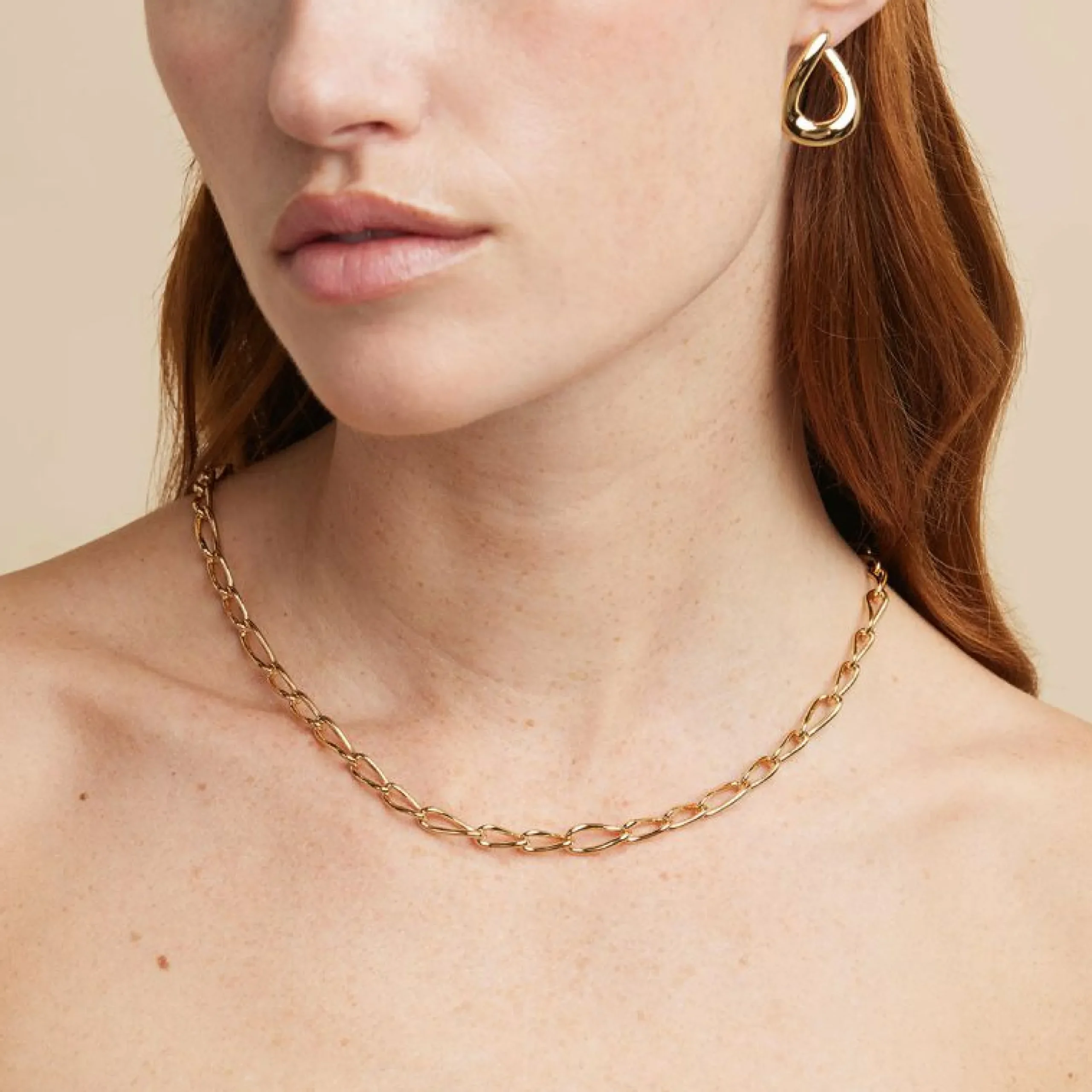 infinite_chain_necklace_i_1.webp Infinite Chain Necklace in Gold