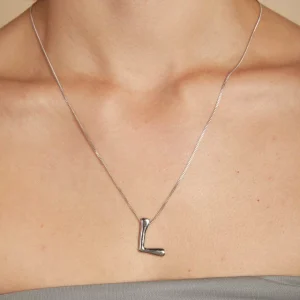 L Initial Bold Pendant Necklace in Silver