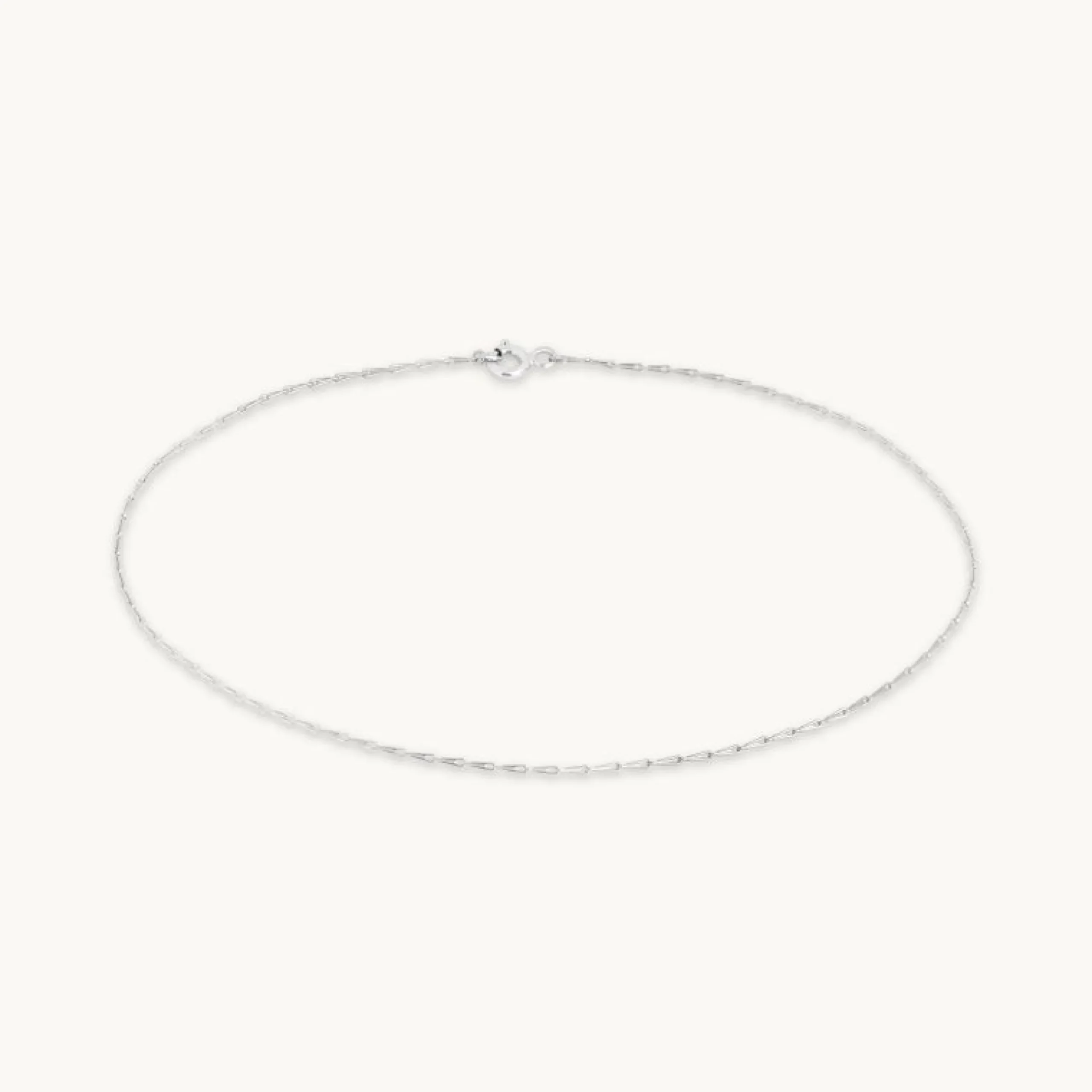 marylebone_chain_anklet_i_2-1.webp Marylebone Chain Anklet in Solid White Gold