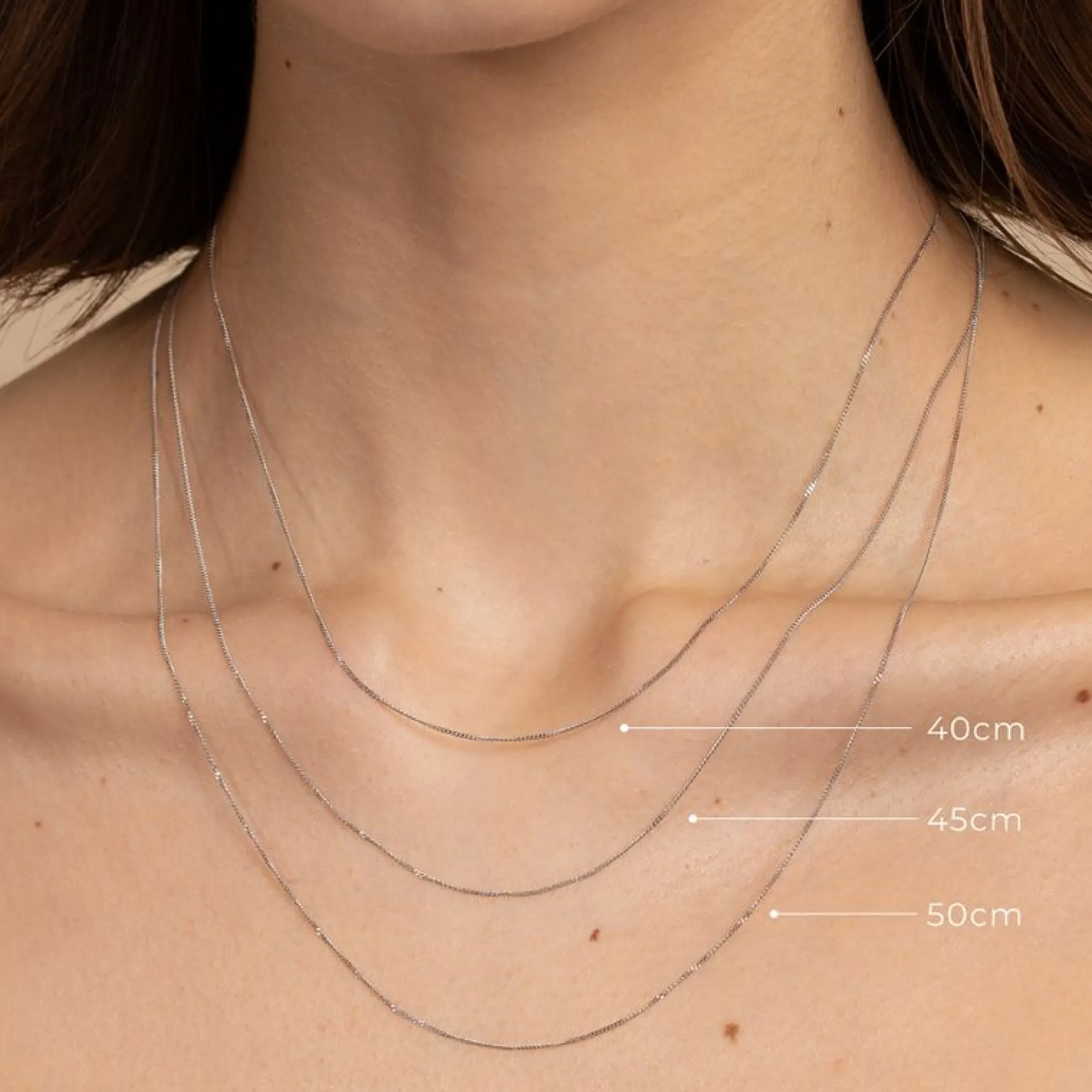 miyu_chain_necklace_in_so_2-1.webp Miyu Chain Necklace in Solid White Gold