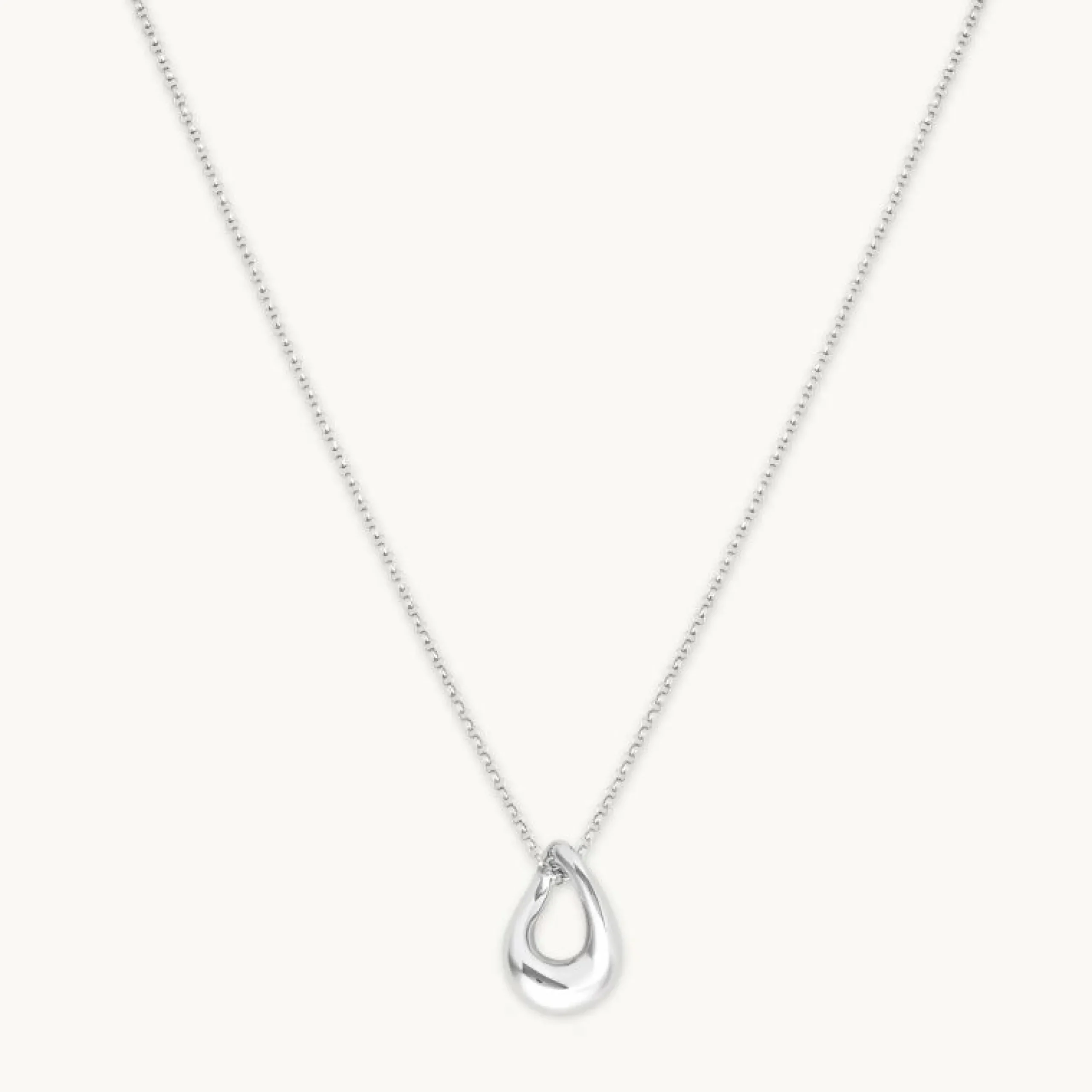 molten_pendant_necklace_i_0.webp Molten Pendant Necklace in Silver