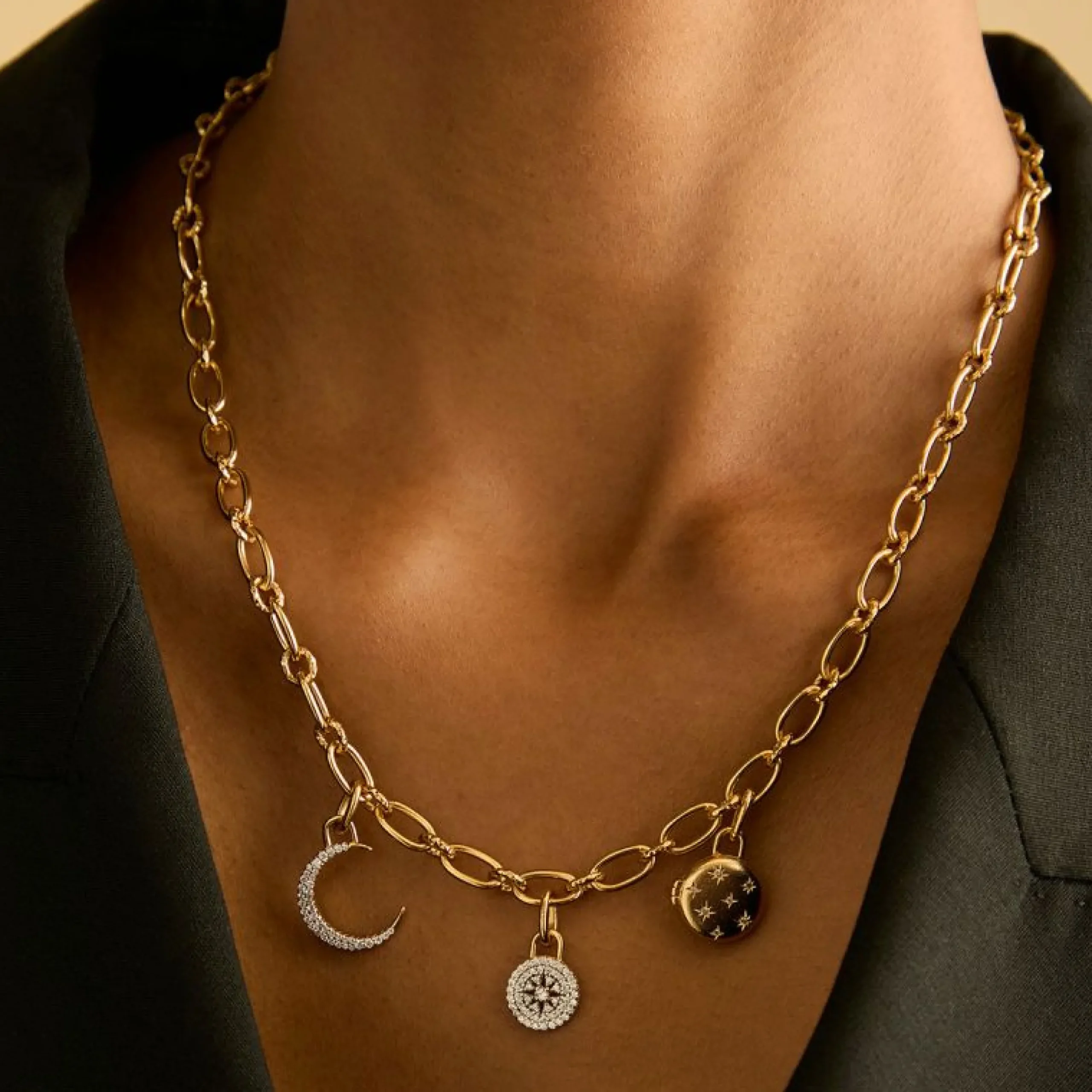 moon_talisman_charm_in_go_1.webp Moon Talisman Charm in Gold