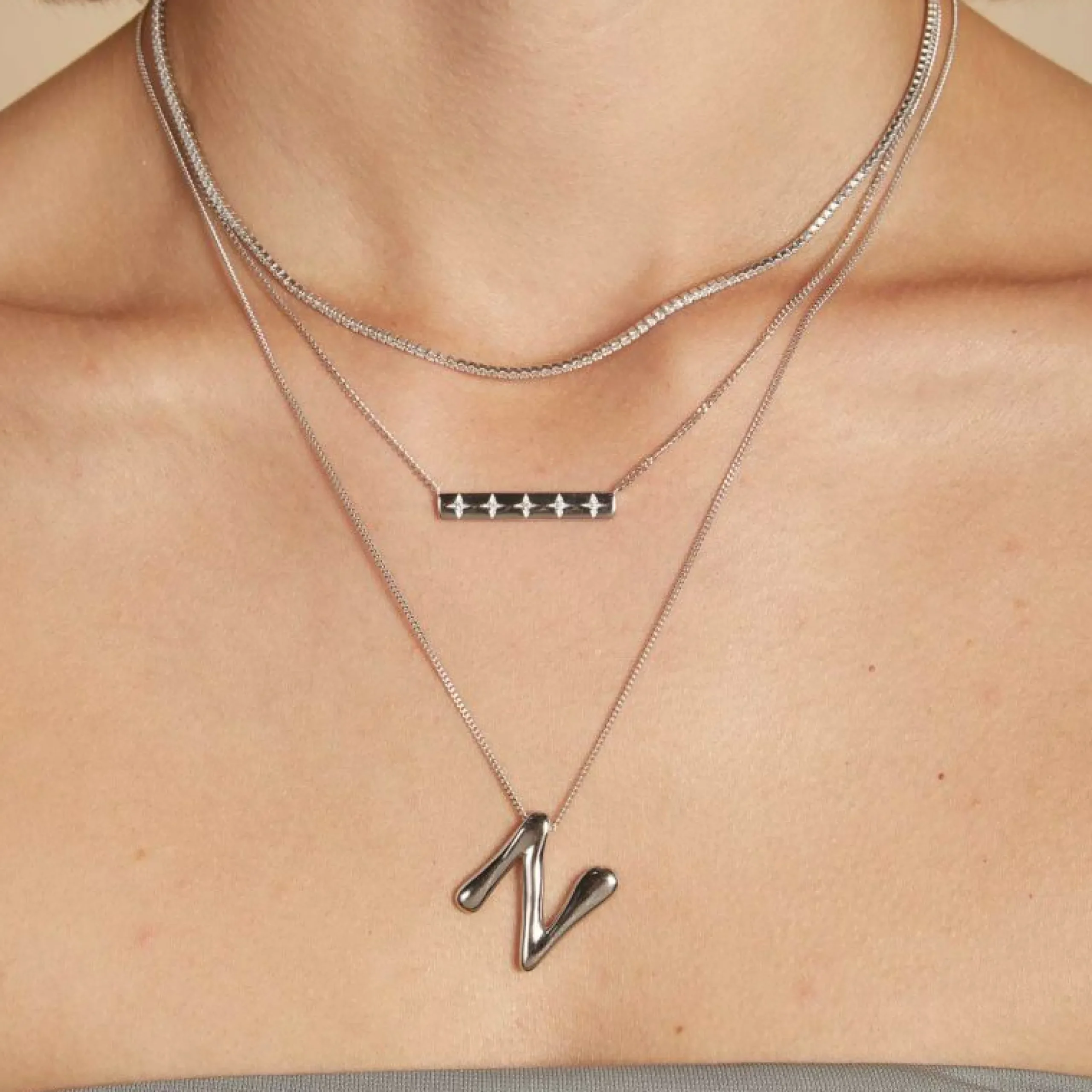n_initial_bold_pendant_ne_2-1.webp N Initial Bold Pendant Necklace in Silver
