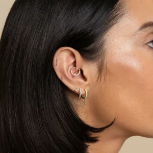 Ombré Wave Piercing Stud in Solid Gold