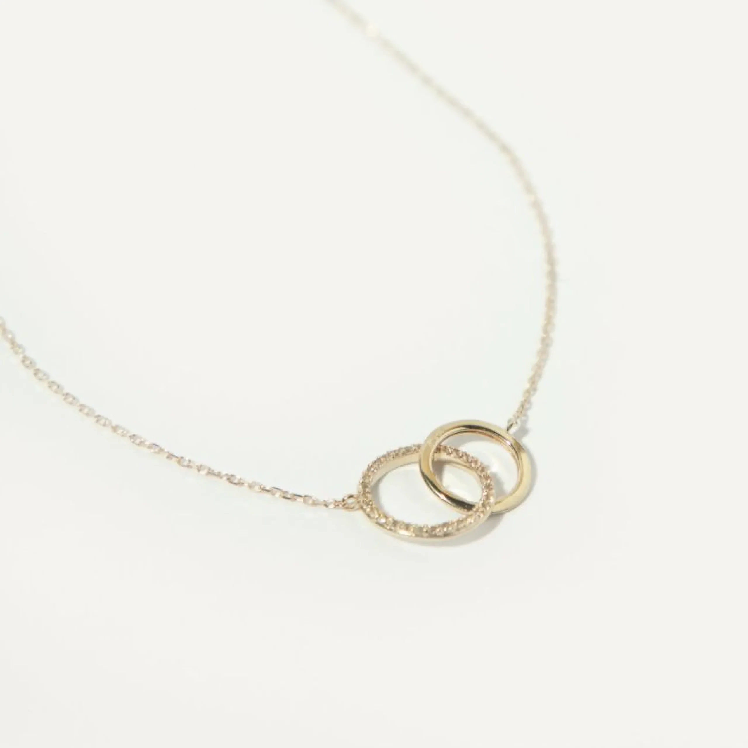 orbit_topaz_necklace_in_s_3.webp Orbit Topaz Necklace in Solid Gold