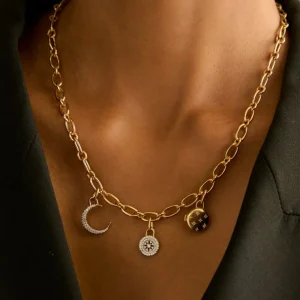 Pavé Star Charm in Gold
