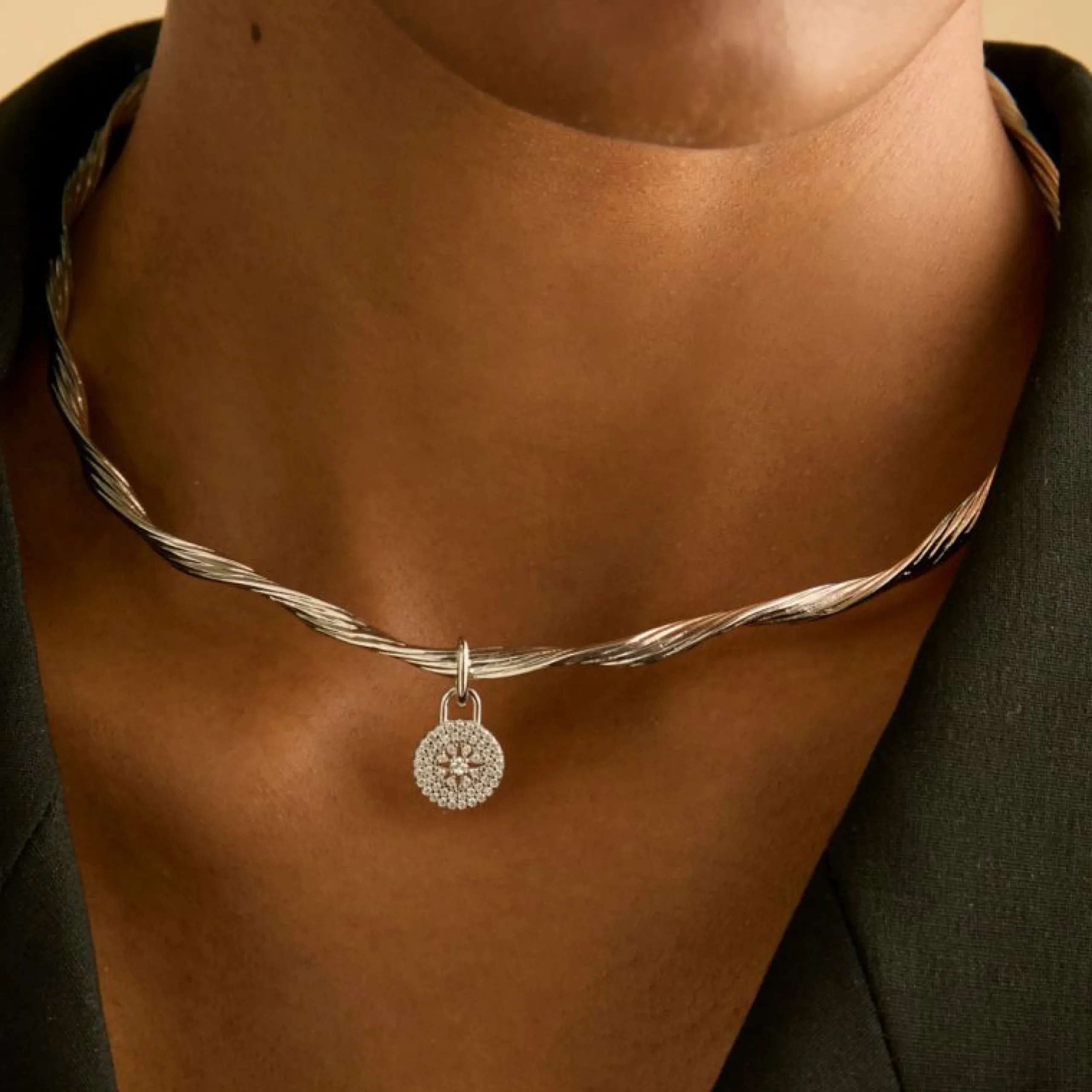 pav_star_charm_in_silver_3.webp Pavé Star Charm in Silver