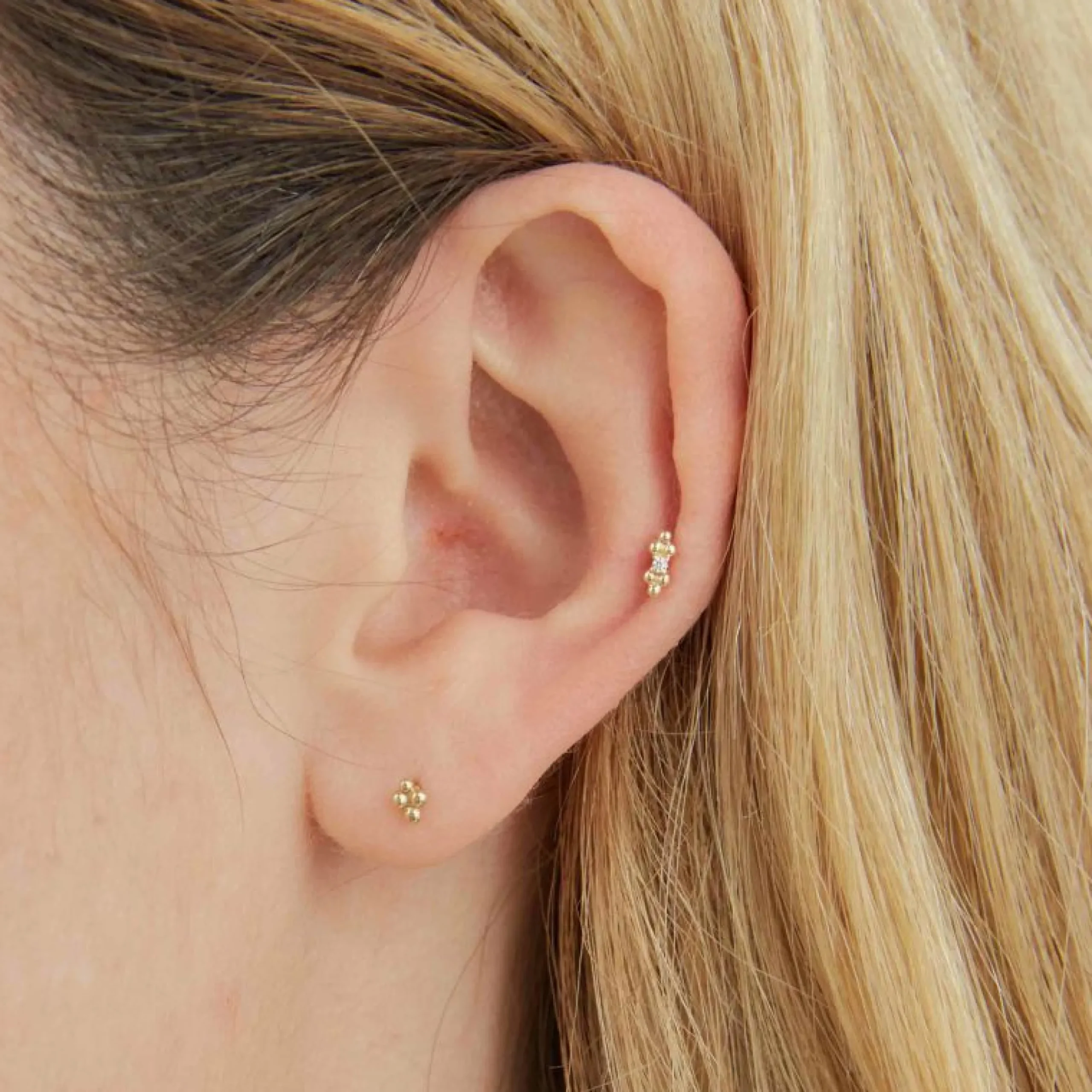 solid_gold_crystal_beaded_5.webp Solid Gold Crystal Beaded Piercing Stud