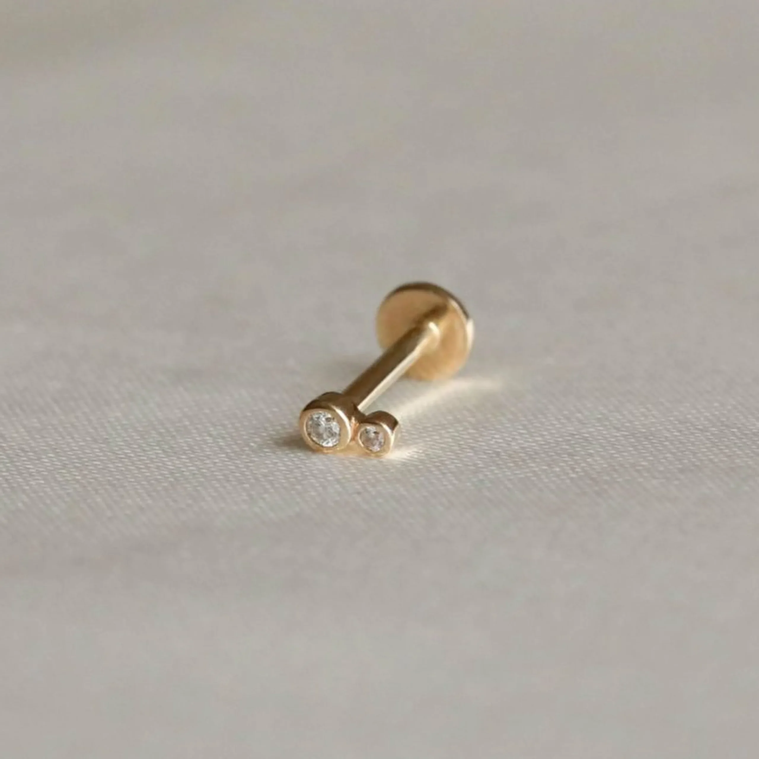 solid_gold_double_topaz_p_2.webp Solid Gold Double Topaz Piercing Stud