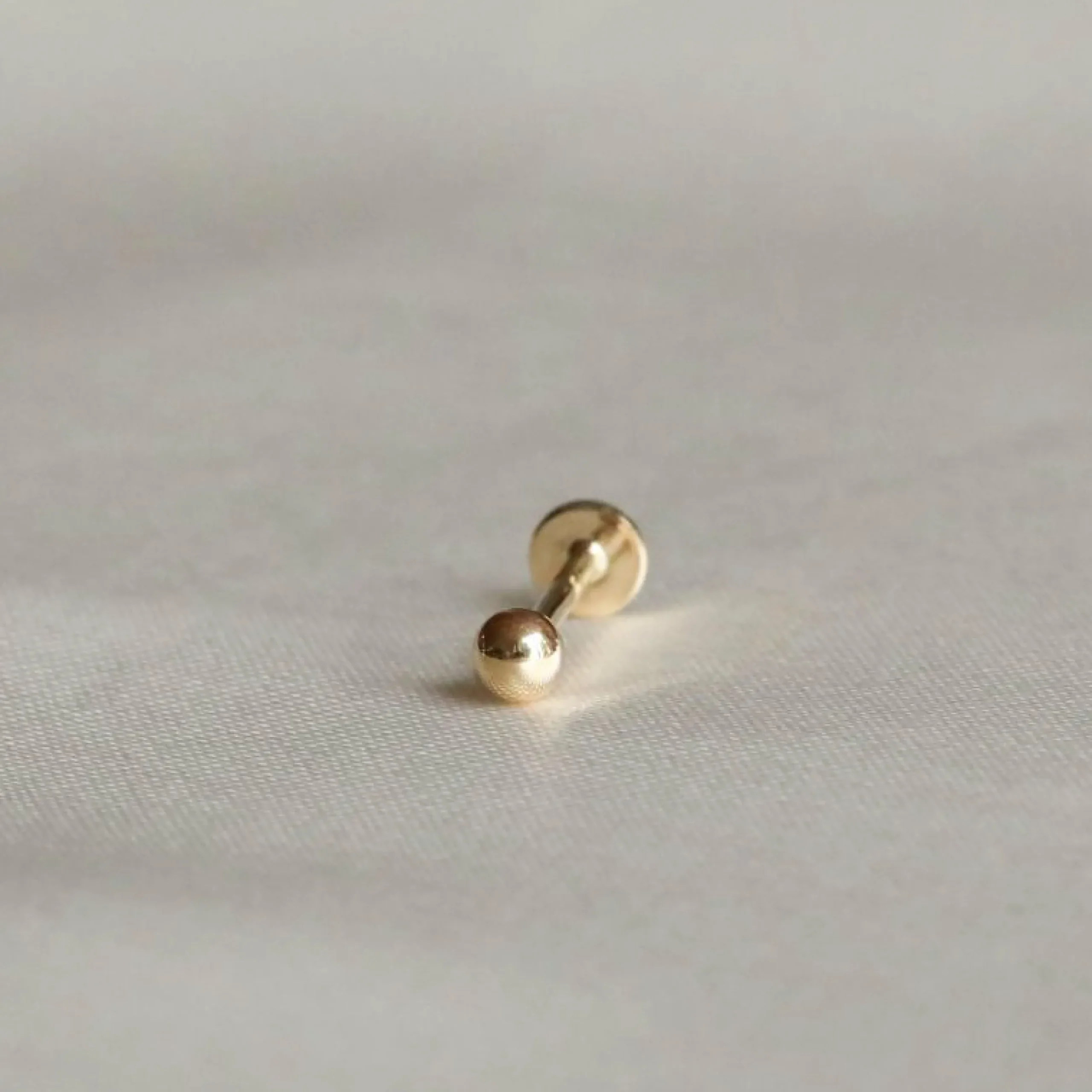 solid_gold_large_ball_pie_3.webp Solid Gold Large Ball Piercing Stud
