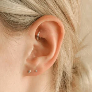 Solid White Gold Graduated Rook Hoop