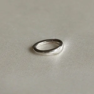 Solid White Gold Graduated Rook Hoop