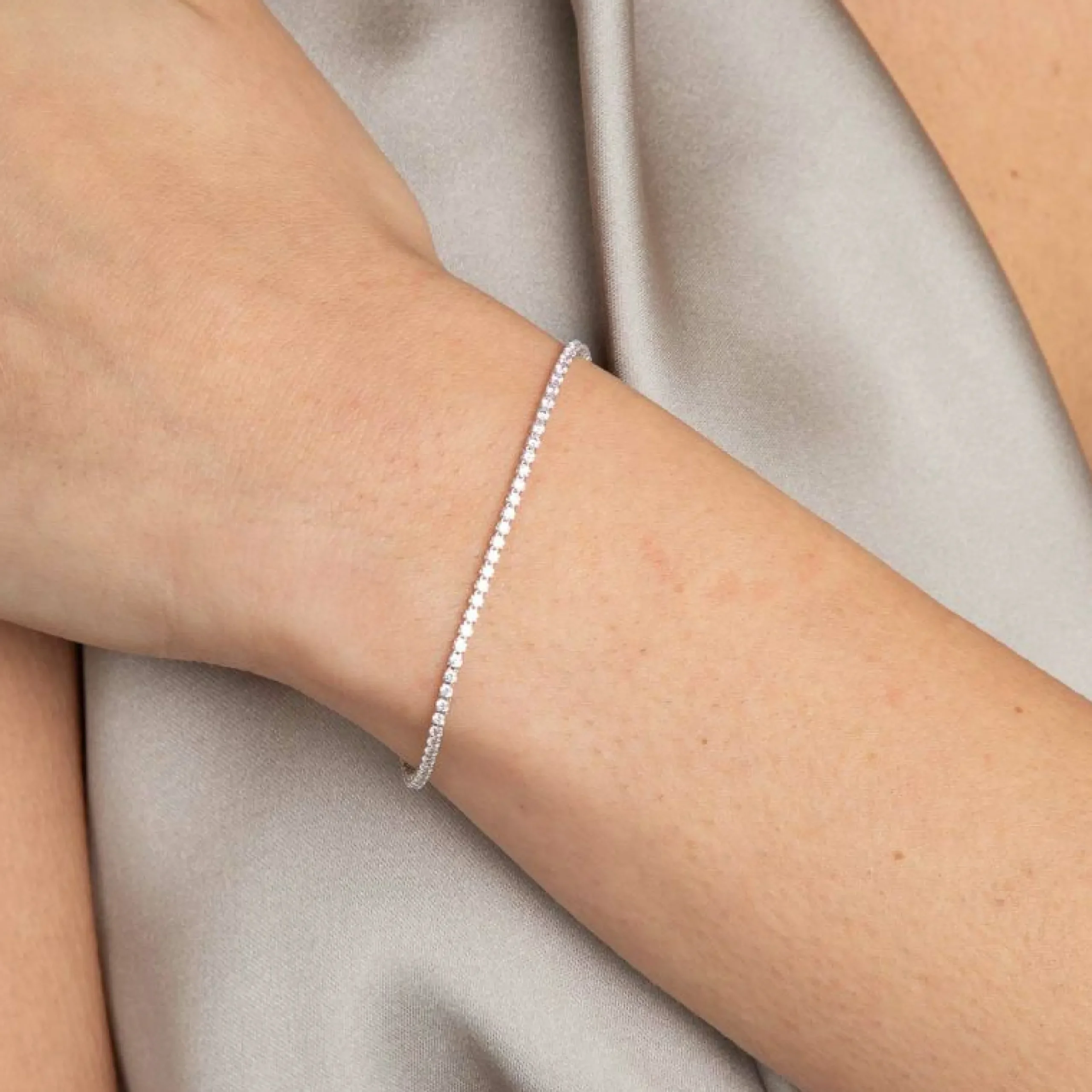 tennis_chain_bracelet_in__1-1.webp Tennis Chain Bracelet in Silver