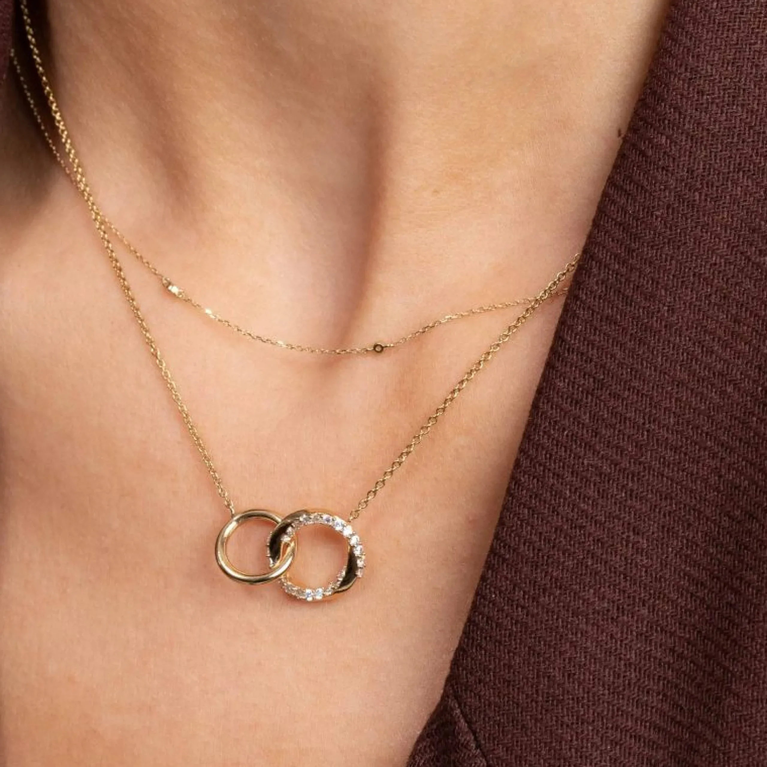 topaz_charm_necklace_in_s_3.webp Topaz Charm Necklace in Solid Gold