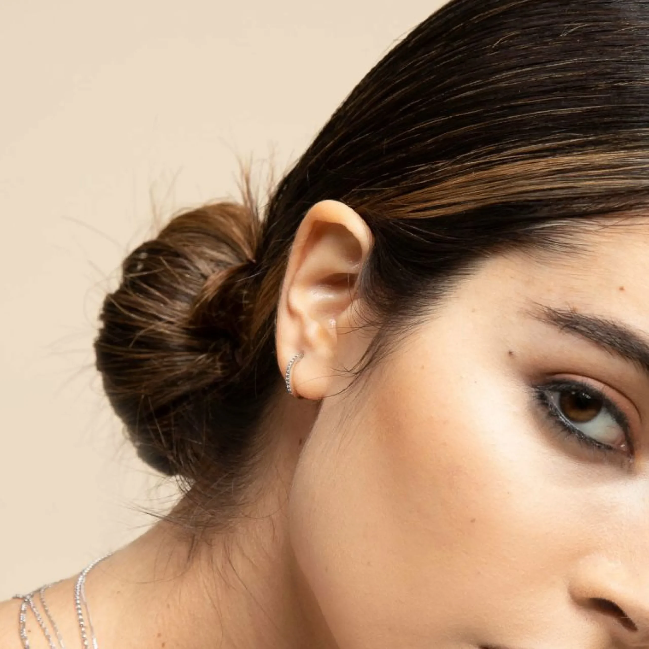 topaz_mm_hoops_in_solid_w_2.webp Topaz 12mm Hoops in Solid White Gold