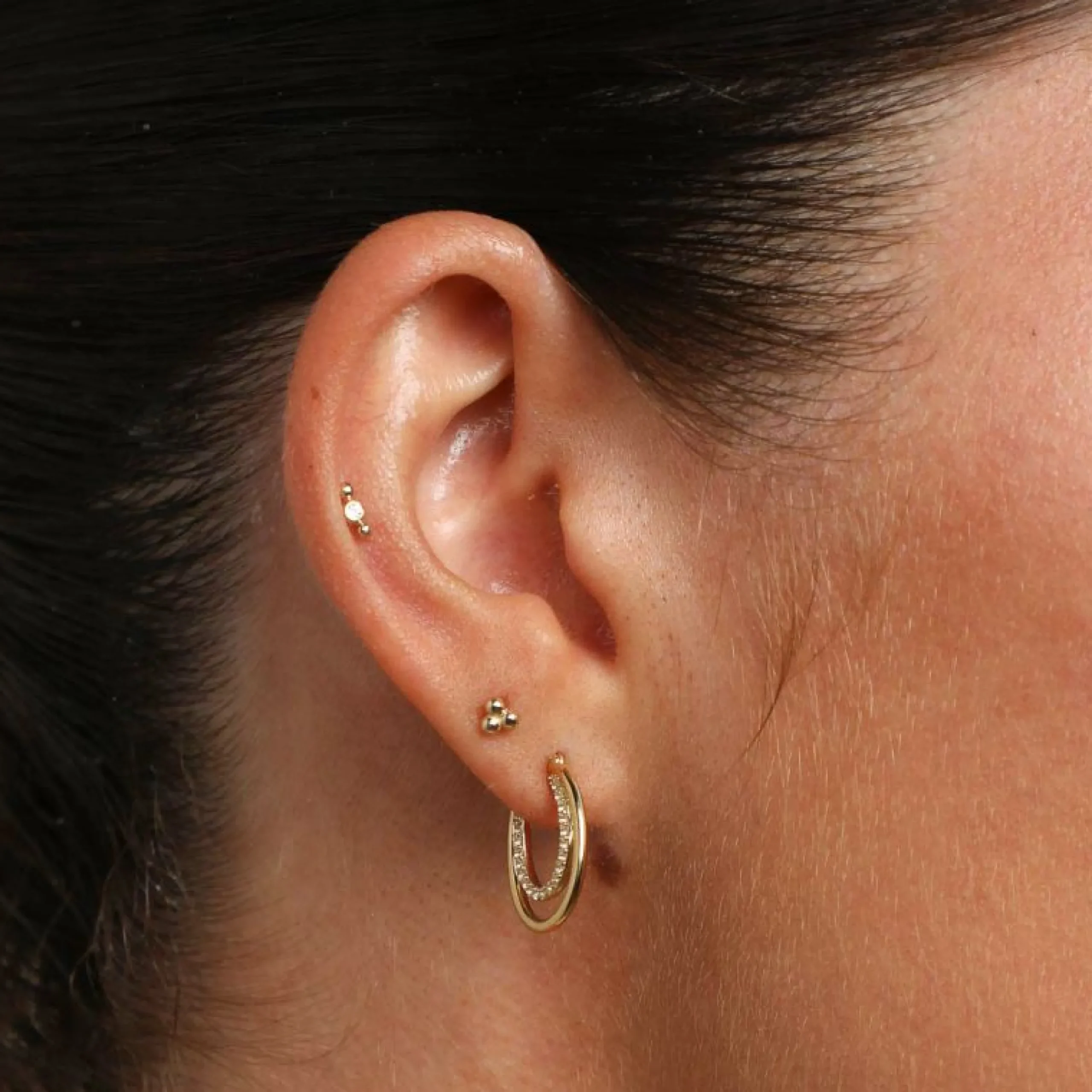 triple_beaded_piercing_st_3-1.webp Triple Beaded Piercing Stud in Solid Gold
