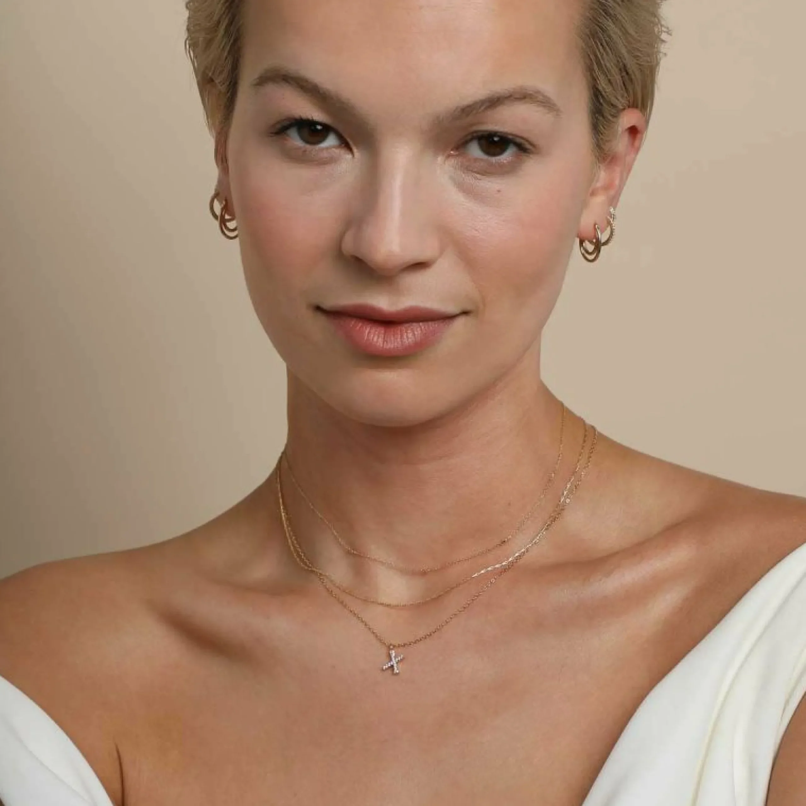 x_initial_pav_pendant_nec_3-1.webp X Initial Pavé Pendant Necklace in Gold